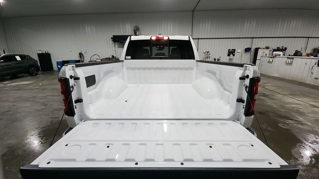 New 2026 Bright White Clearcoat RAM Big Horn/Lone Star image 27