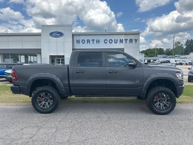 2021 RAM 1500 Laramie 4x4 Crew Cab 5'7's photo