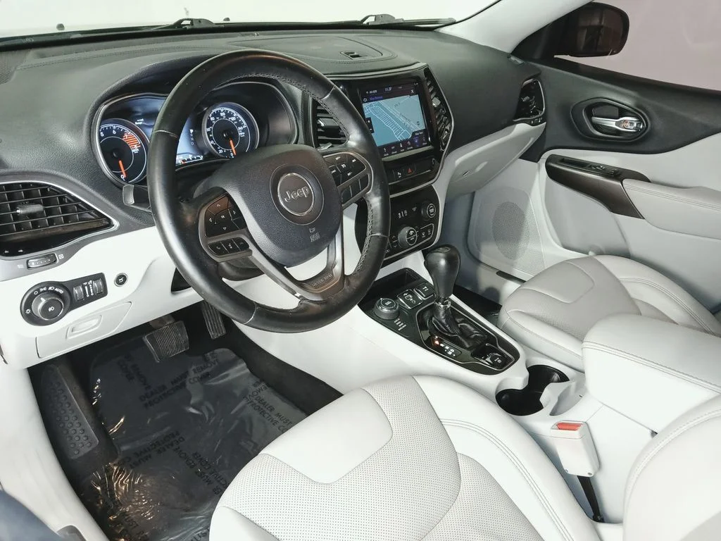 Used 2019 Black Jeep Limited image 16