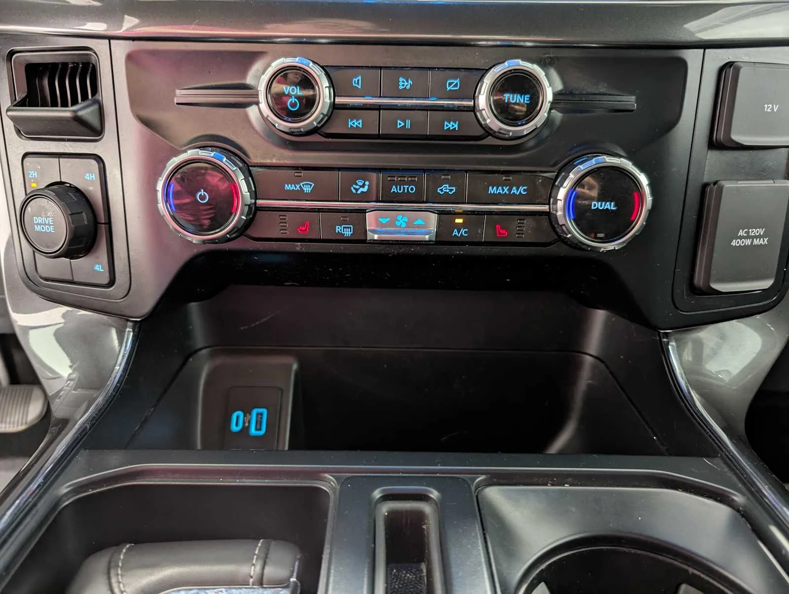 Used 2023 Area 51 Blue Ford XLT image 37