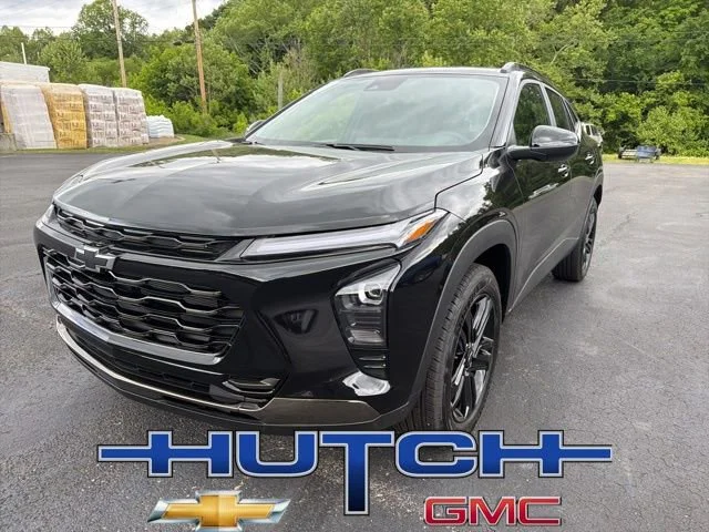 New 2026 Mosaic Black Metallic Chevrolet ACTIV image 1