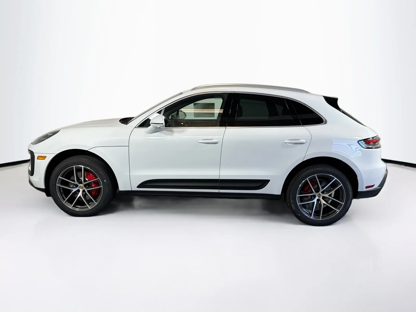 New 2026 Carrara White Metallic Porsche S image 2