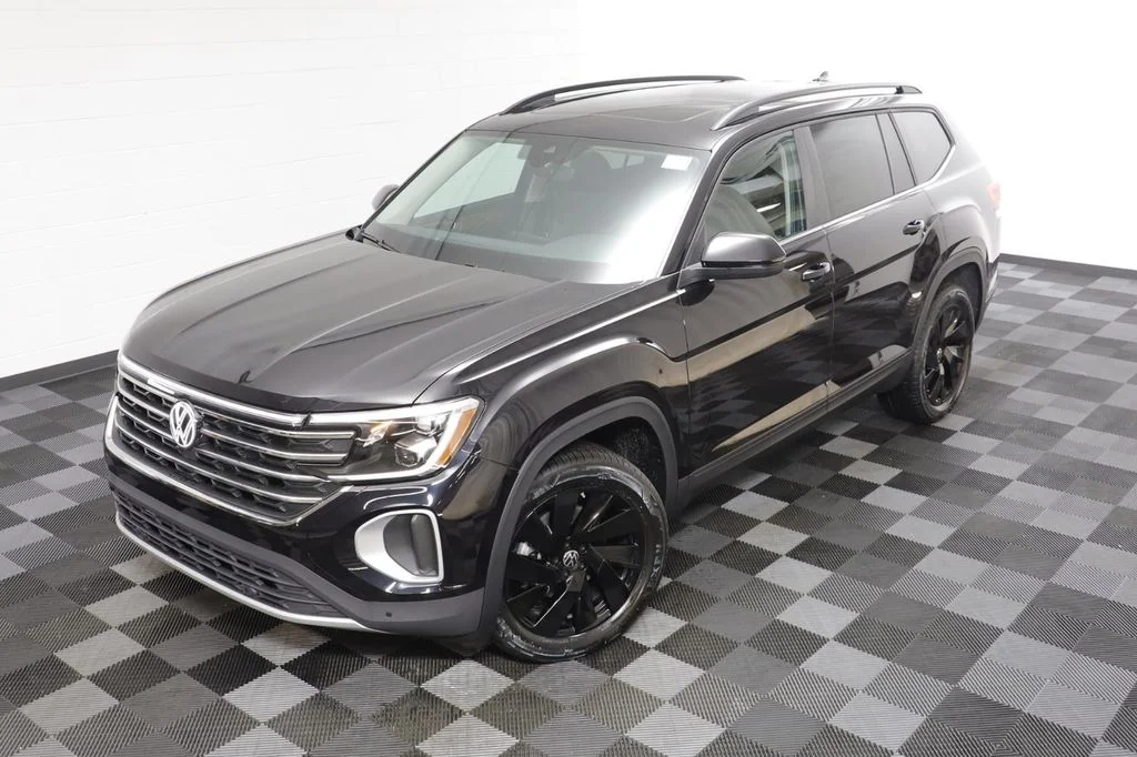 New 2026 Deep Black Volkswagen 2.0T SE w/Technology image 2
