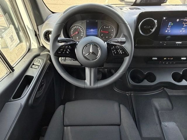 New 2026 Arctic White Mercedes-Benz Cargo 144 WB image 14