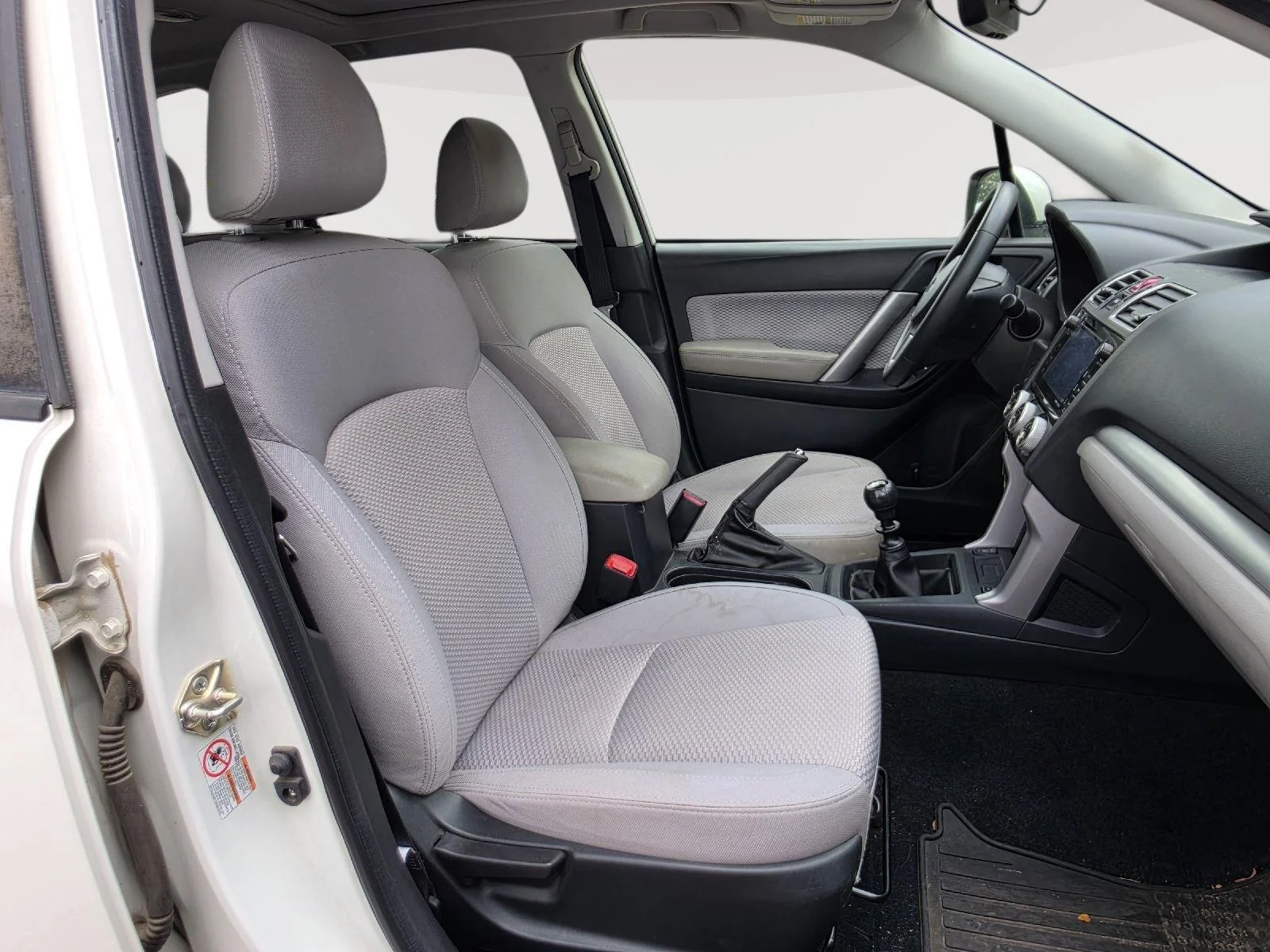 Used 2017 Crystal White Pearl Subaru Premium image 32