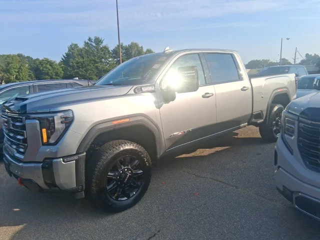 2025 GMC Sierra 2500HD AT4