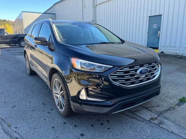 Used 2022 Black Ford Titanium image 2