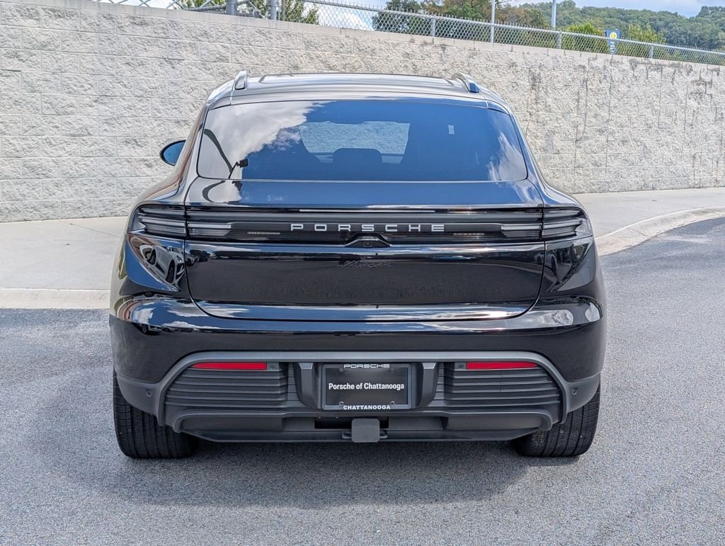 Used 2025 Black Porsche  image 6