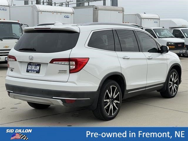 Used 2020 Platinum White Pearl Honda Touring 7-Passenger image 4