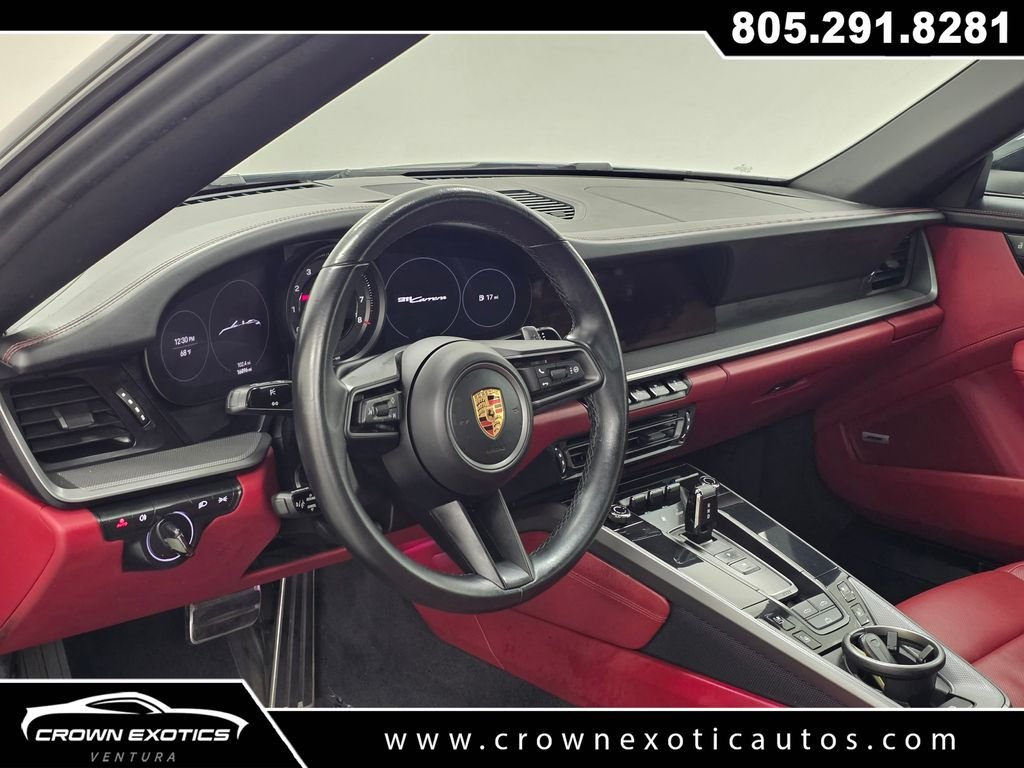 Used 2024  Porsche Carrera image 32