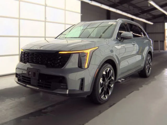Used 2025 Silver Kia EX image 2