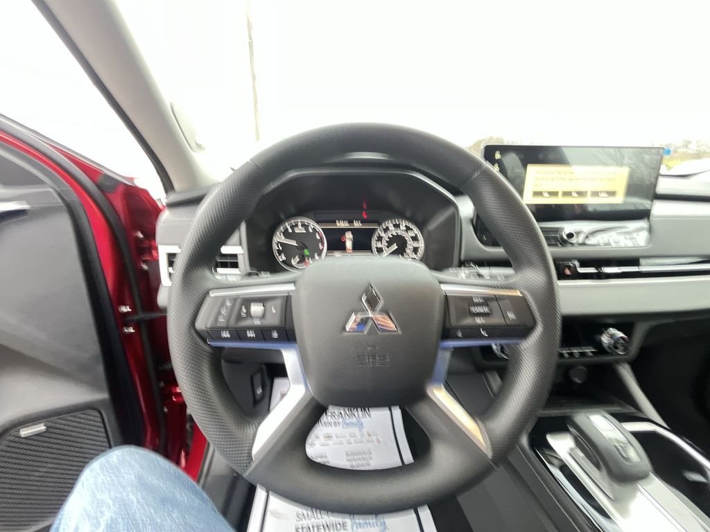 New 2026 Red Mitsubishi ES 1.5T 2WD image 14