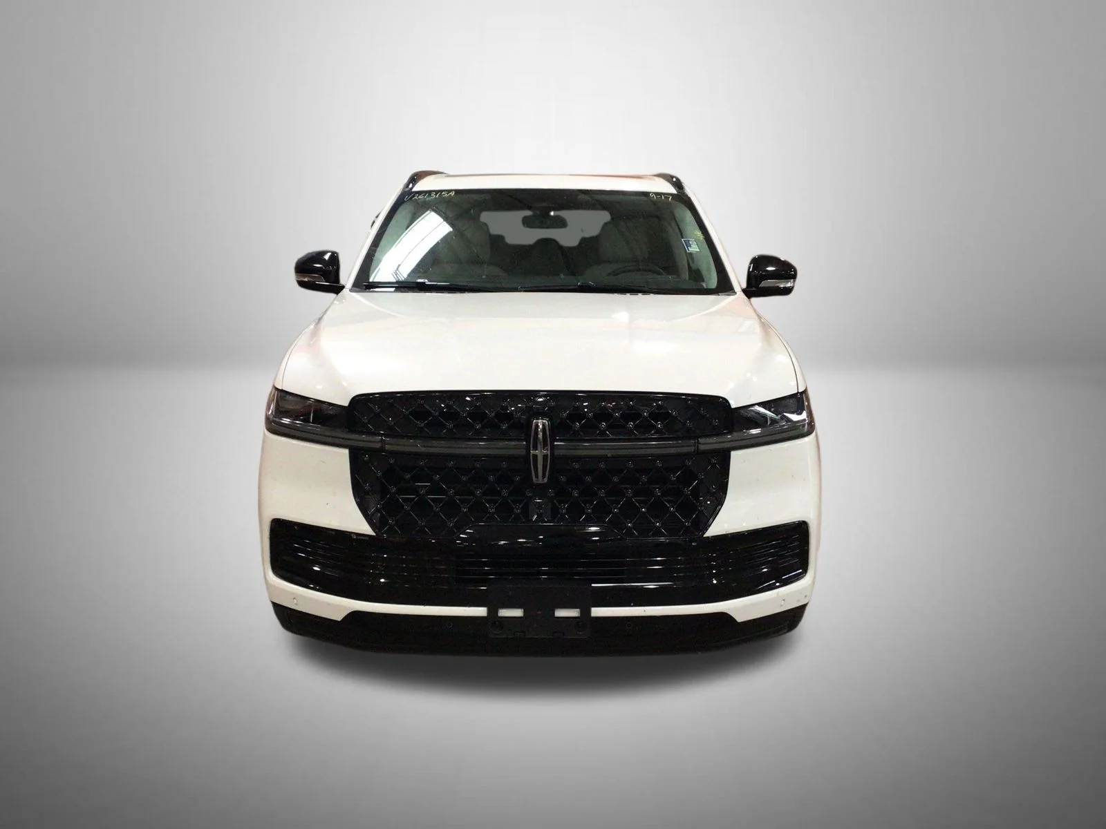 Used 2026 White Lincoln Reserve image 1