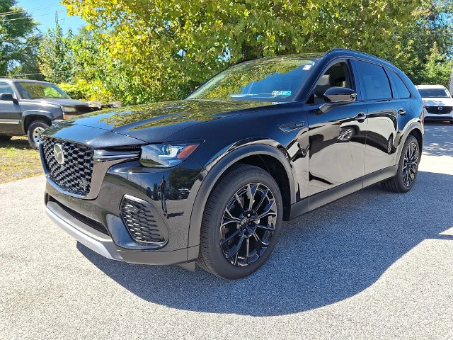 New 2026 Black Mazda 3.3 Turbo Premium image 2