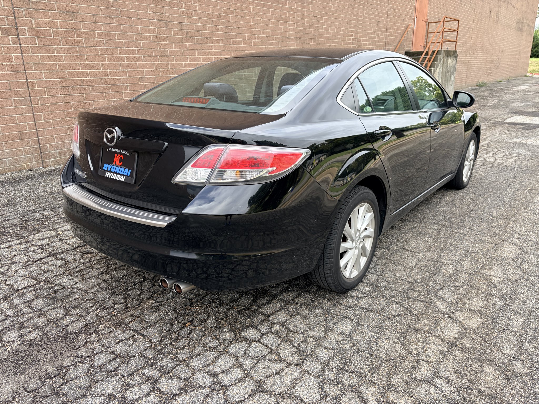 Used 2013 Ebony Black Mazda i Touring image 4