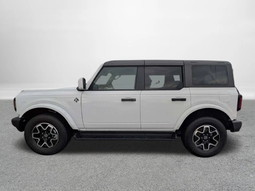 New 2026 Oxford White Ford Outer Banks® image 6