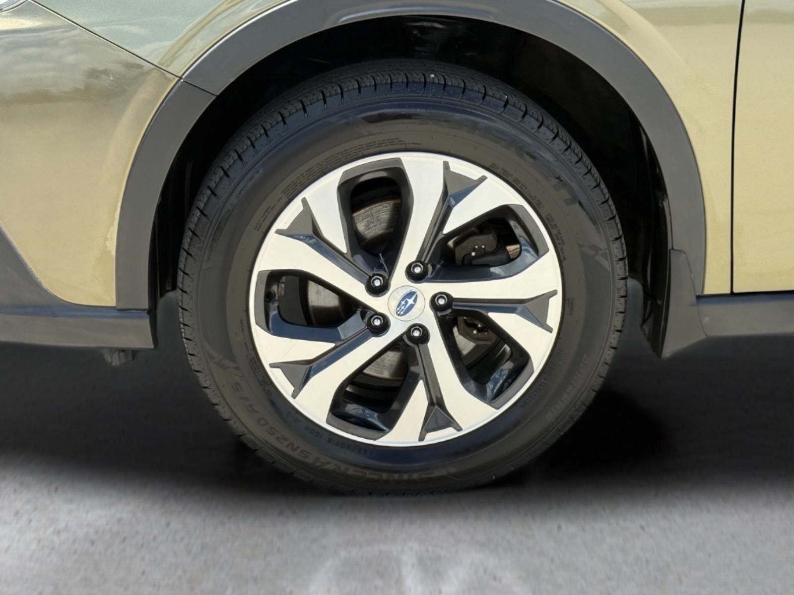 Used 2020 Autumn Green Metallic Subaru Limited image 13