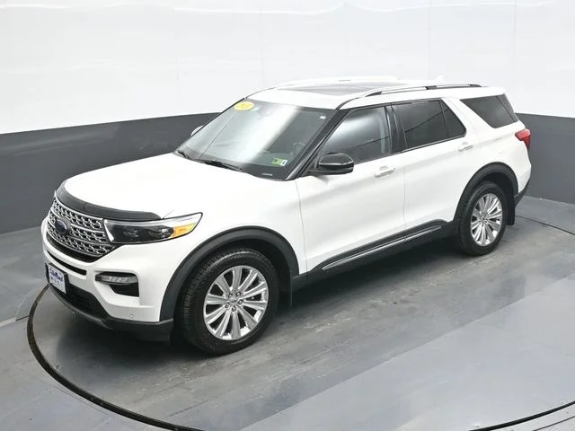 Used 2021 White Ford Limited image 13