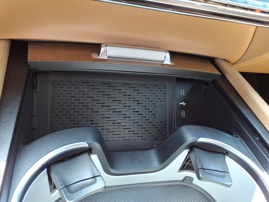 Used 2025 Gray Mercedes-Benz GLE 450e image 18