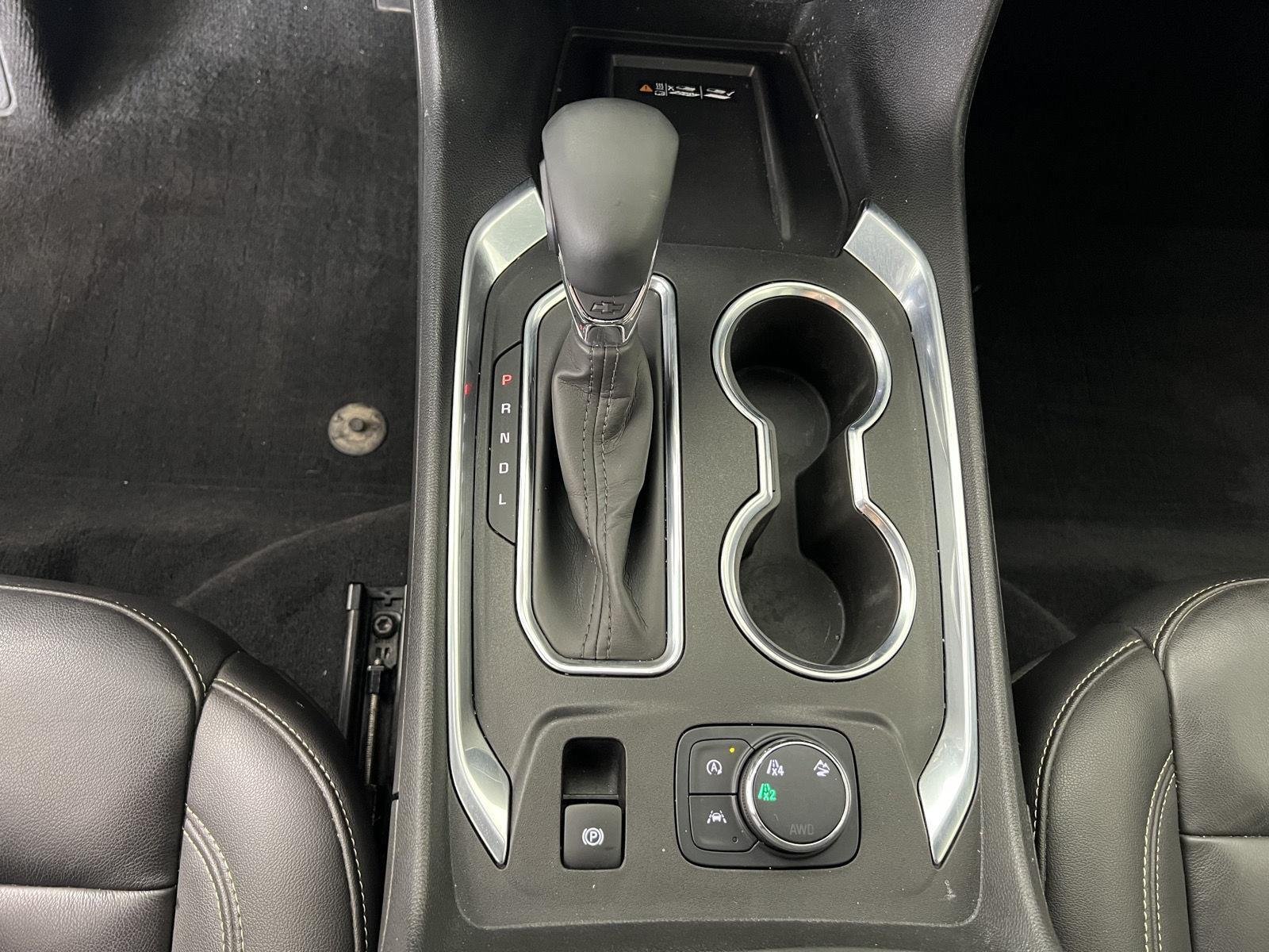 Used 2023 Blue Metallic Chevrolet LT Leather image 17
