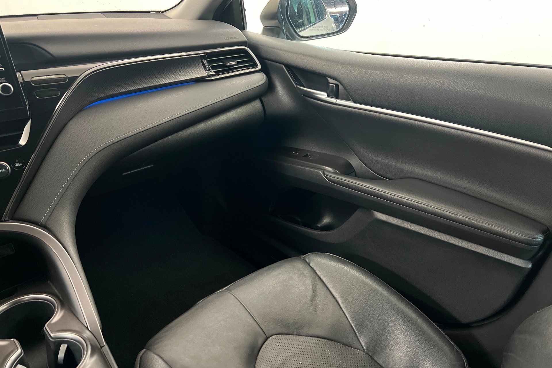 Used 2021  Toyota XSE image 11