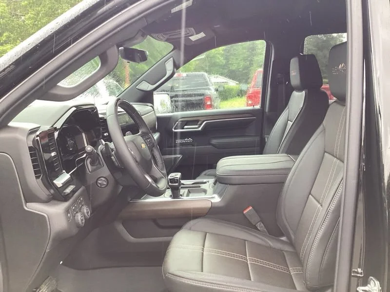 2026 Chevrolet Silverado 1500 High Country - Photo 24