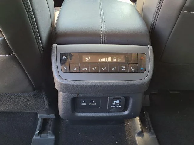 Used 2025 Gray Nissan Platinum image 20