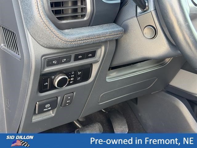 Used 2023 Gray Ford LARIAT image 13