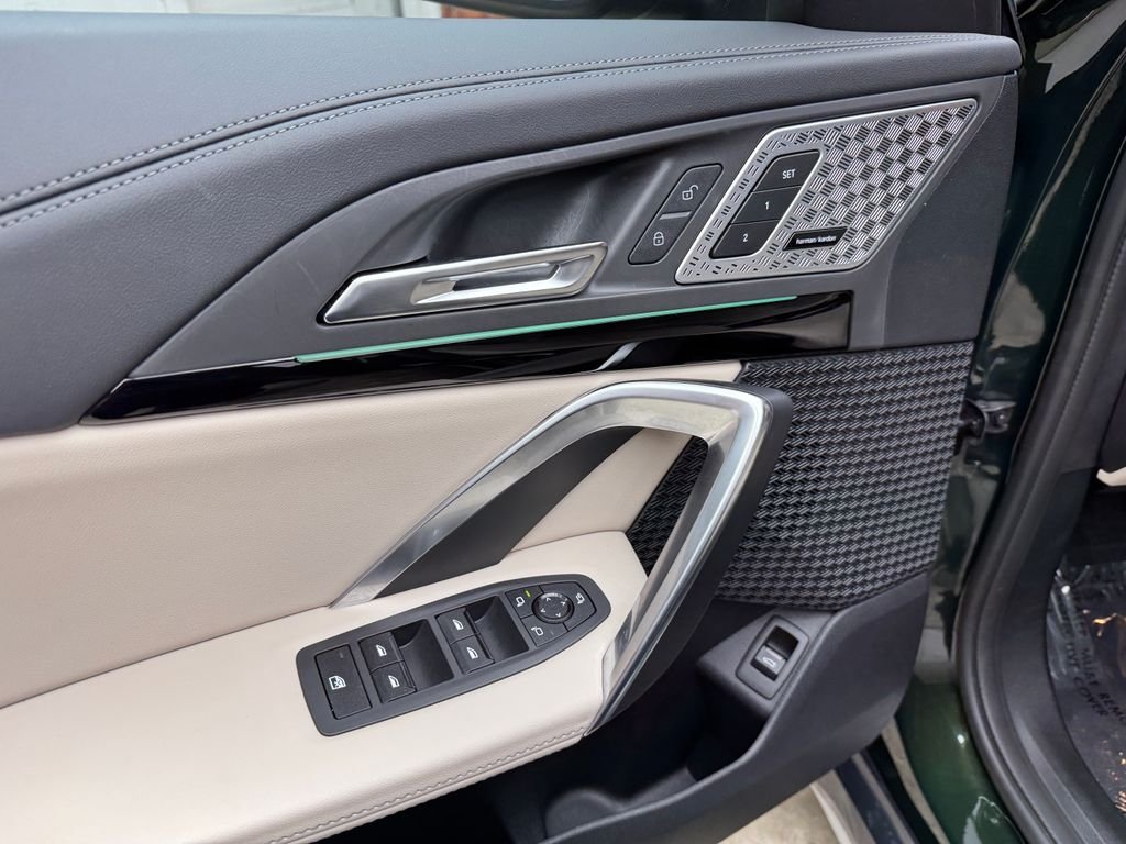 2025 BMW X1 28i - Photo 10