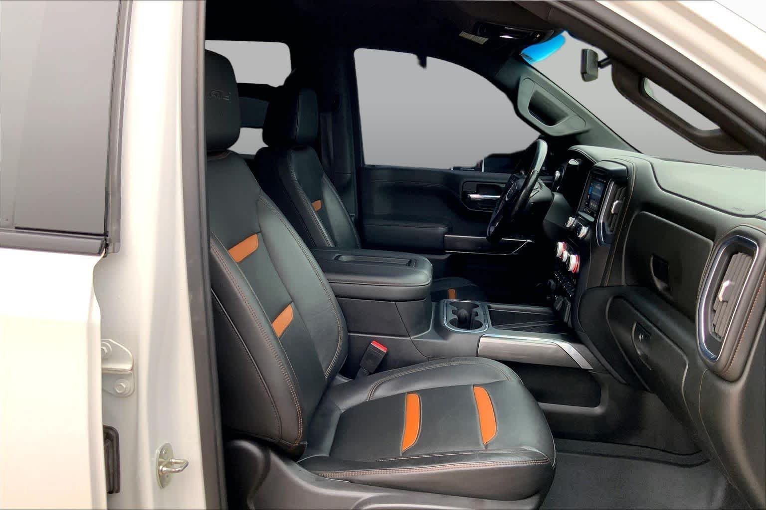 Used 2021 Summit White GMC AT4 image 17