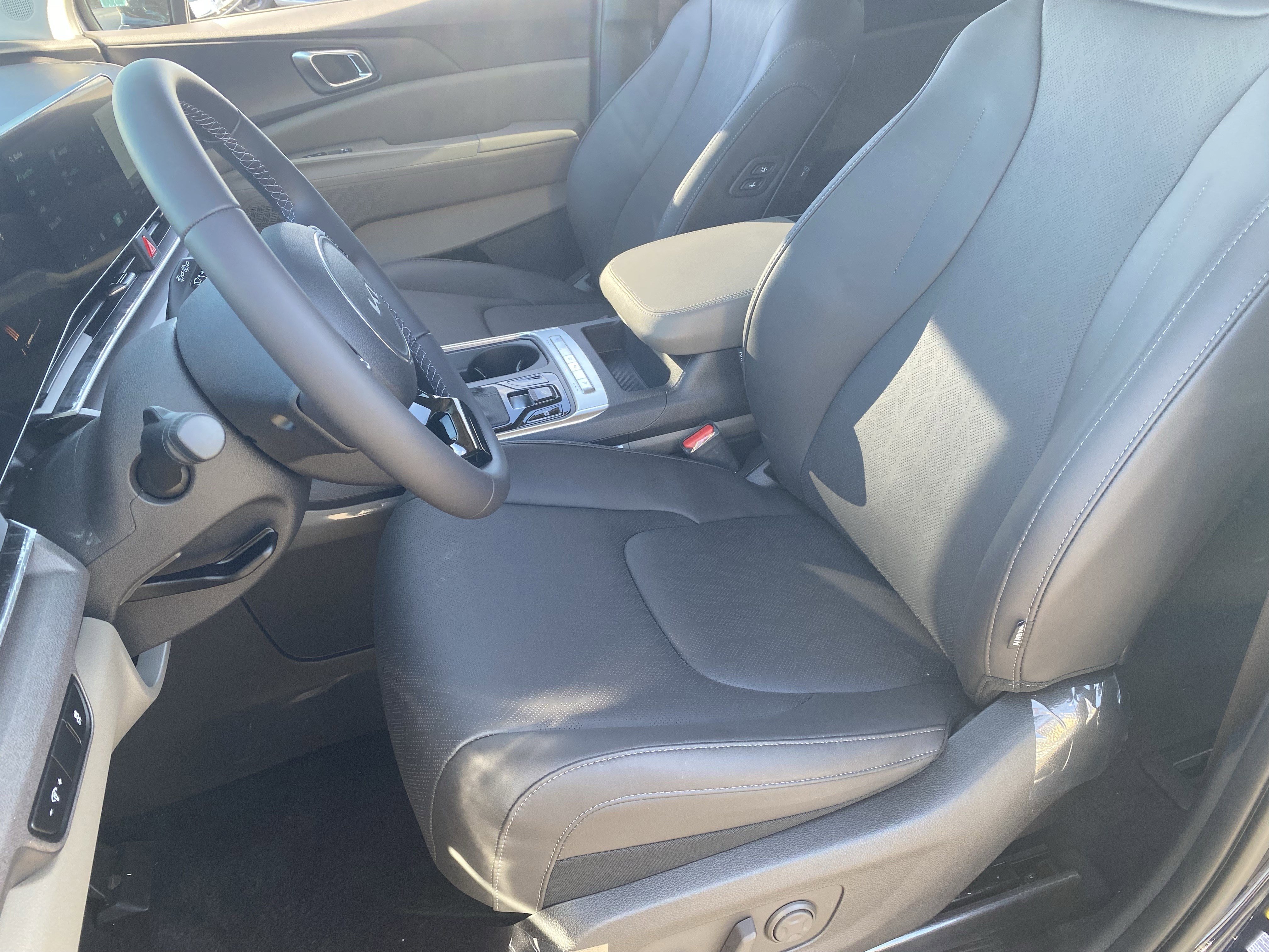 New 2026 Deep Chroma Blue Kia EX image 18