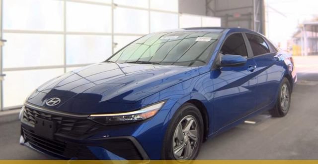 2024 Hyundai Elantra 2.0 SE IVT's photo
