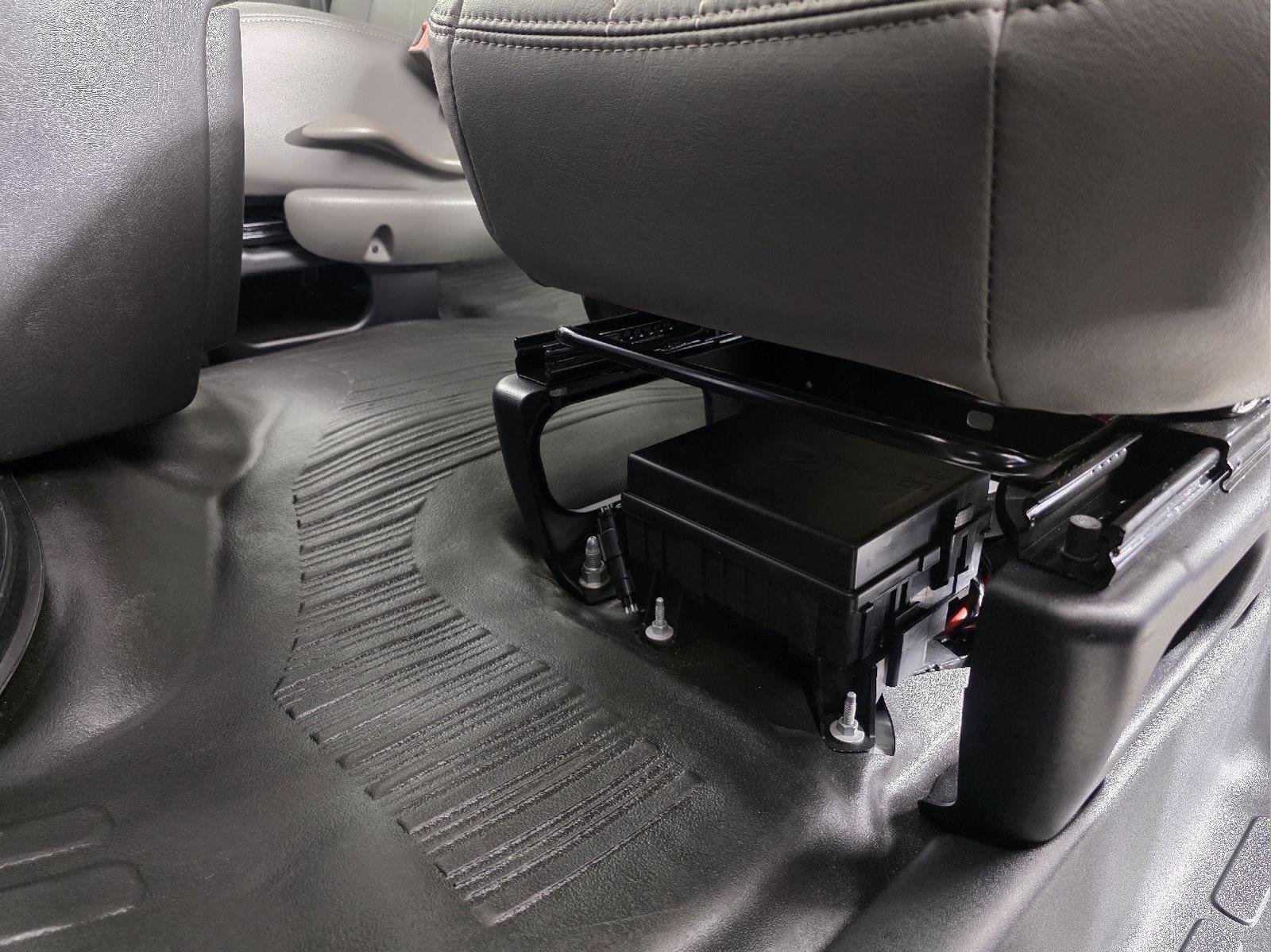 2026 Chevrolet Express Passenger LS - Photo 15