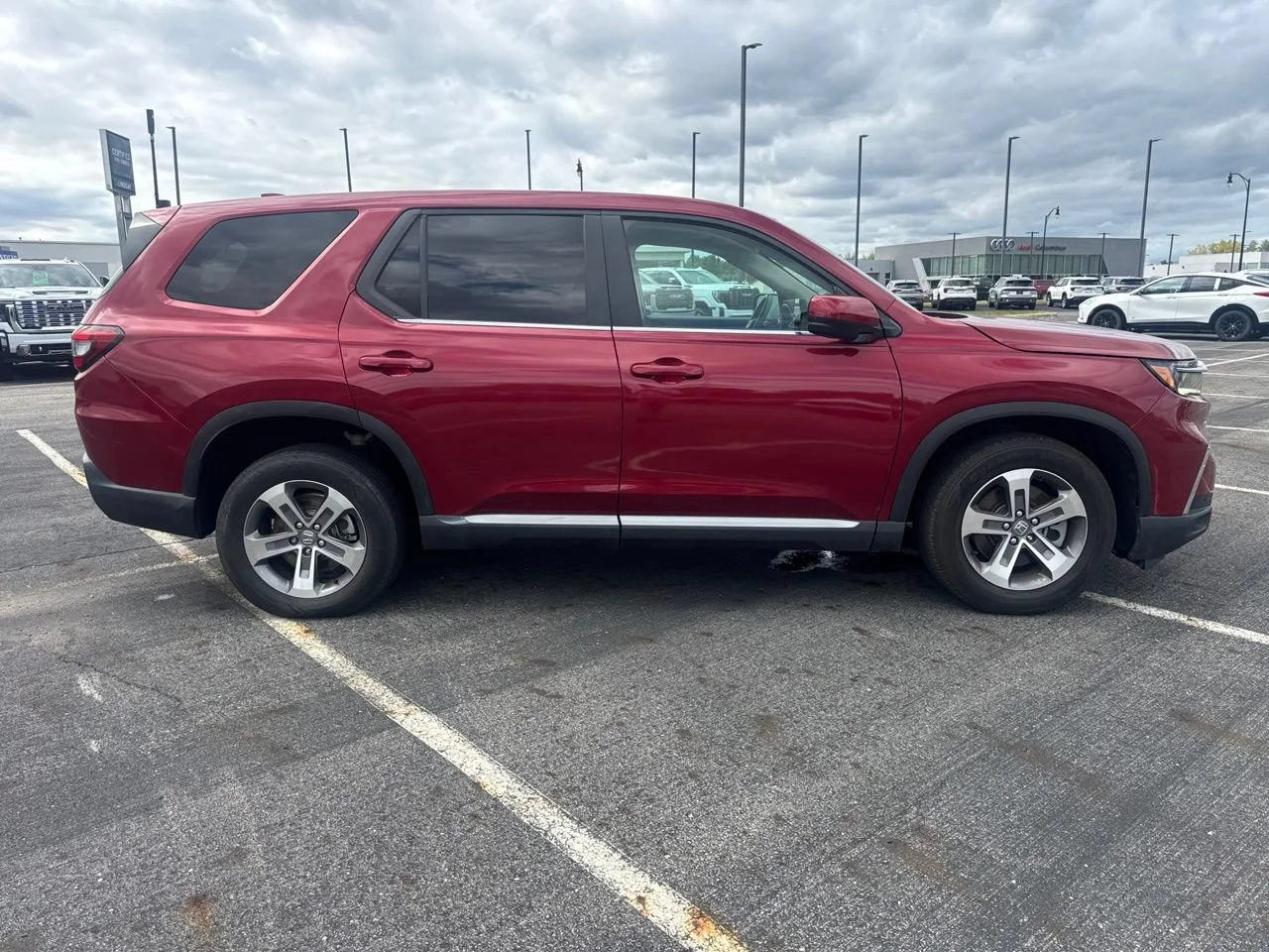Used 2024 Red Honda EX-L image 4