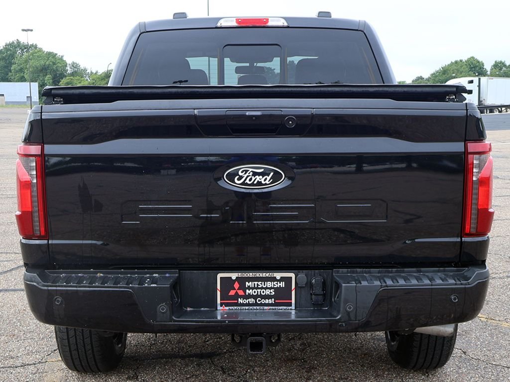 Used 2024 Black Ford XLT image 13