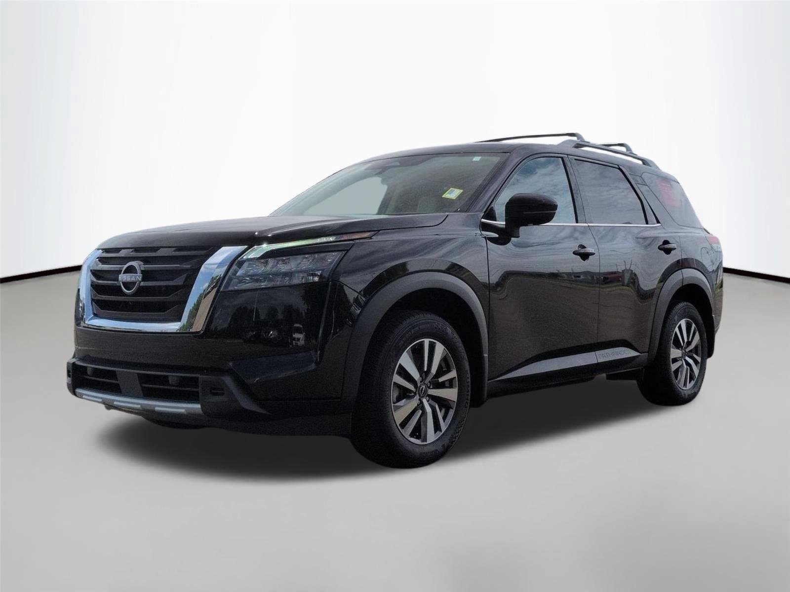 Used 2025 Super Black Nissan SL image 1