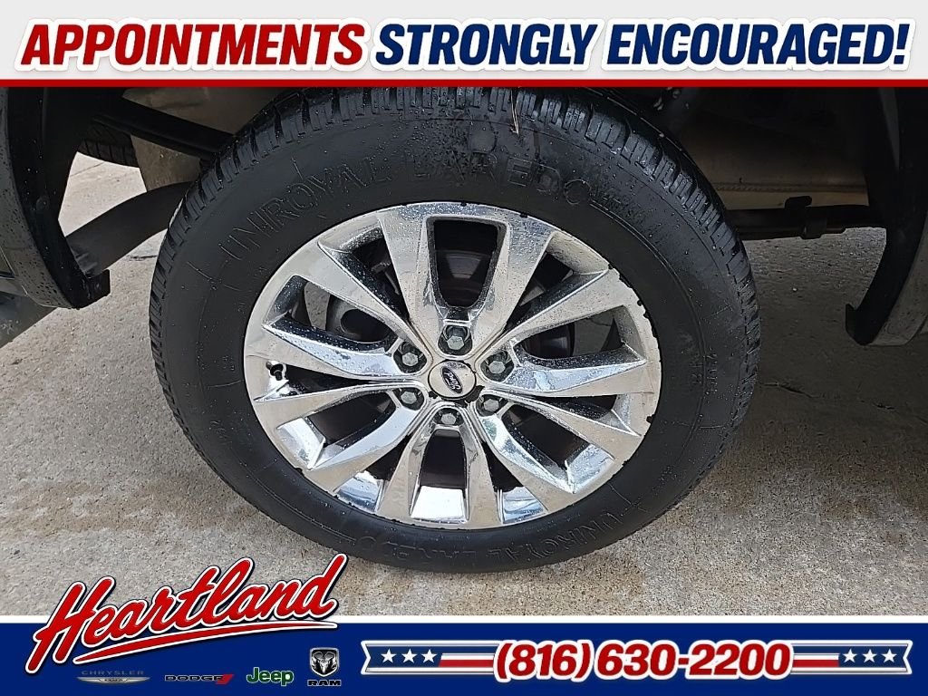 Used 2018 Black Ford Lariat image 36