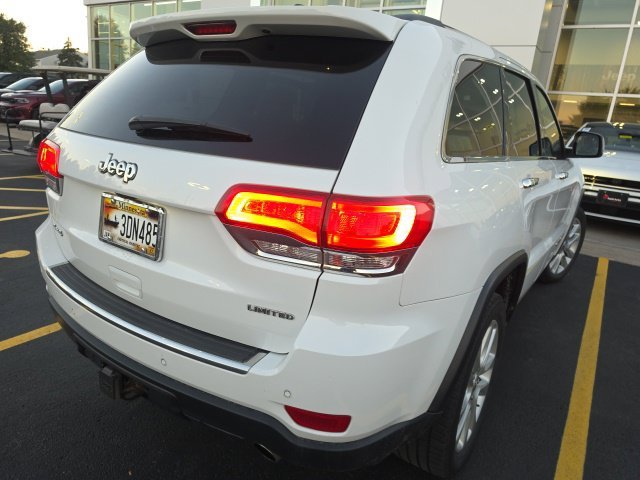 Used 2017 White Jeep Limited image 6