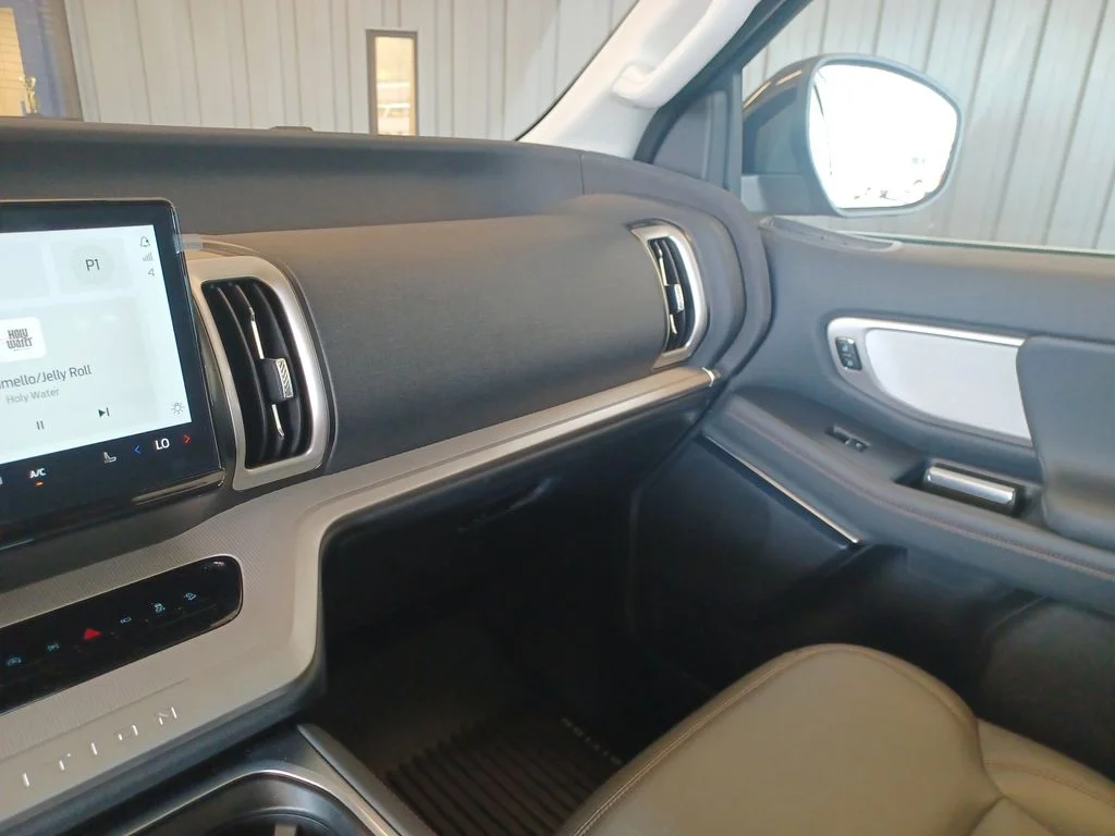 2025 Ford Expedition Active - Photo 22