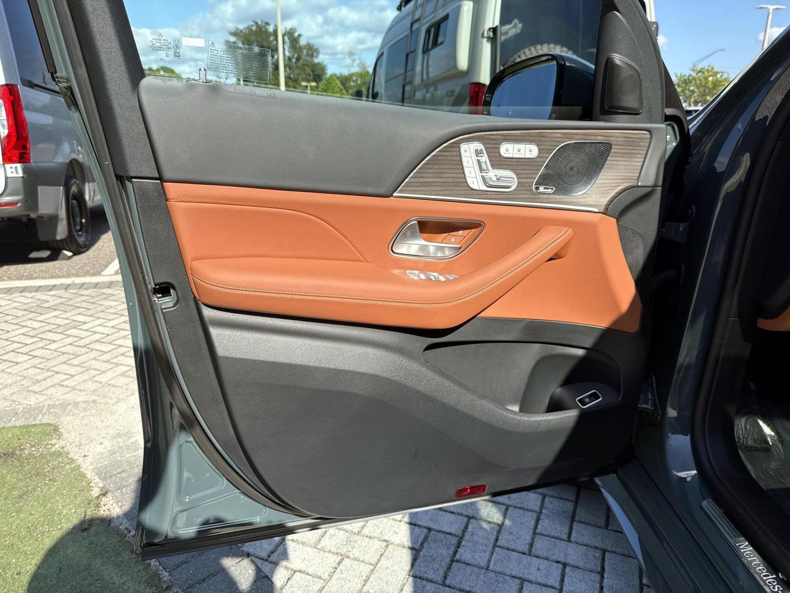New 2027  Mercedes-Benz 450 4MATIC® SUV image 18