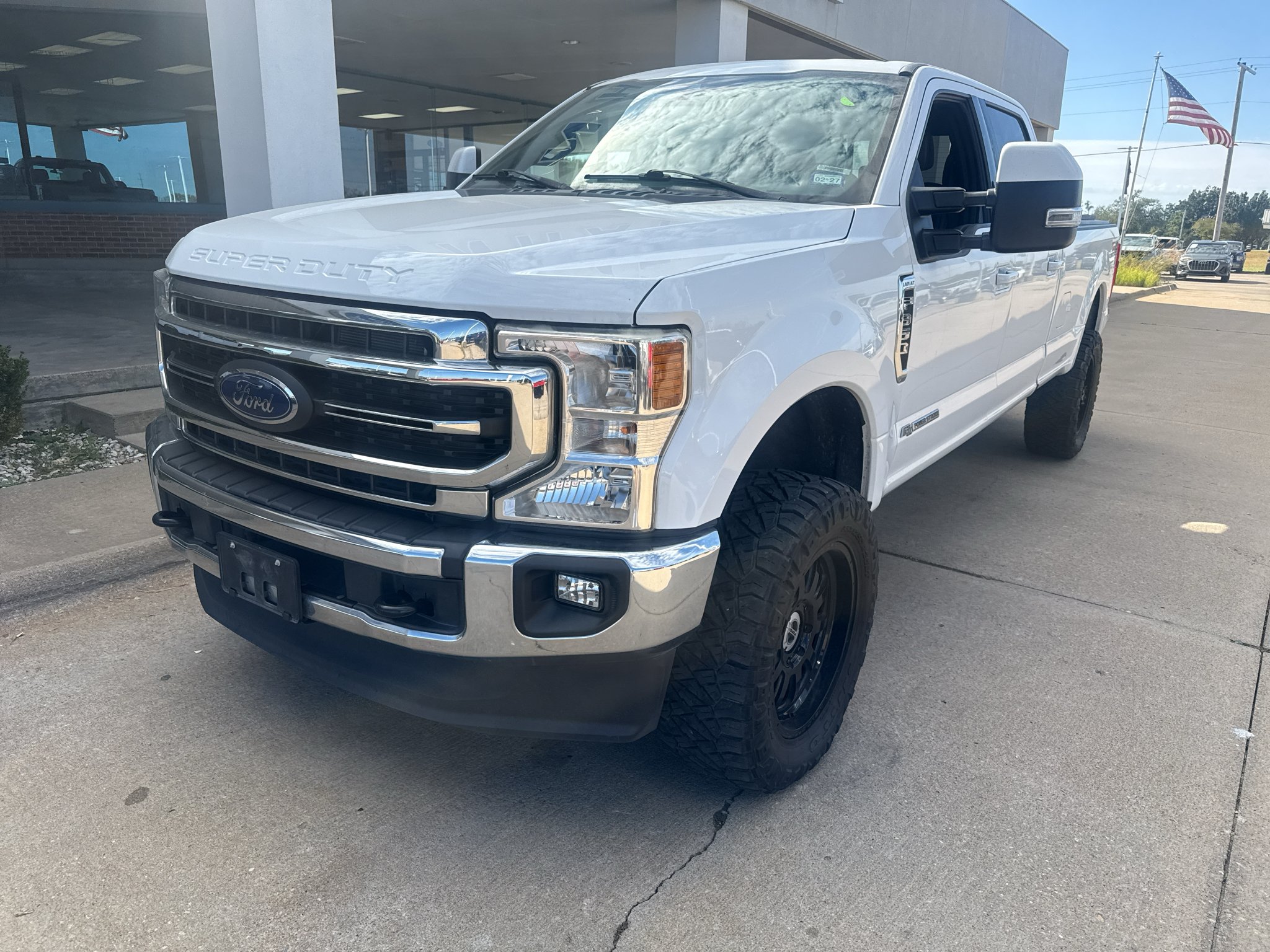 Used 2022 Oxford White Ford LARIAT image 2