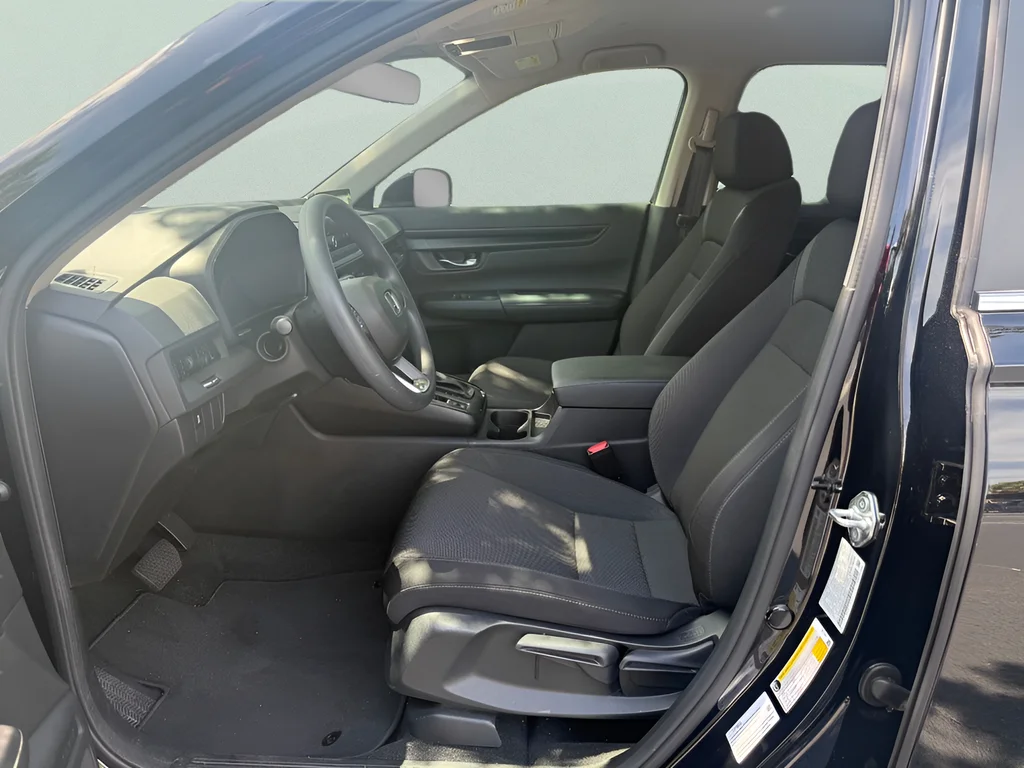2024 Honda CR-V LX - Photo 9