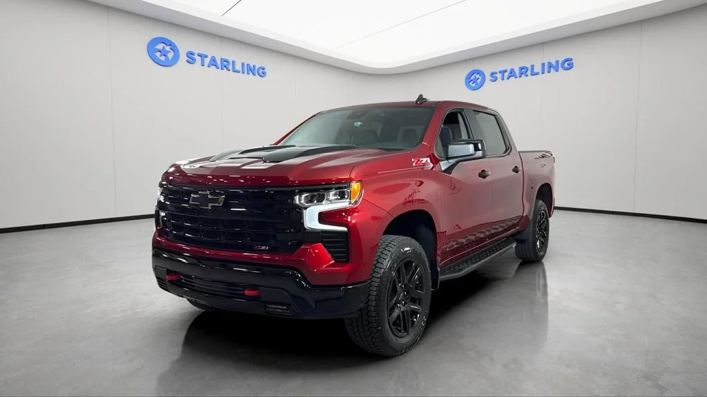Used 2025 Radiant Red Tintcoat Chevrolet LT Trail Boss image 16