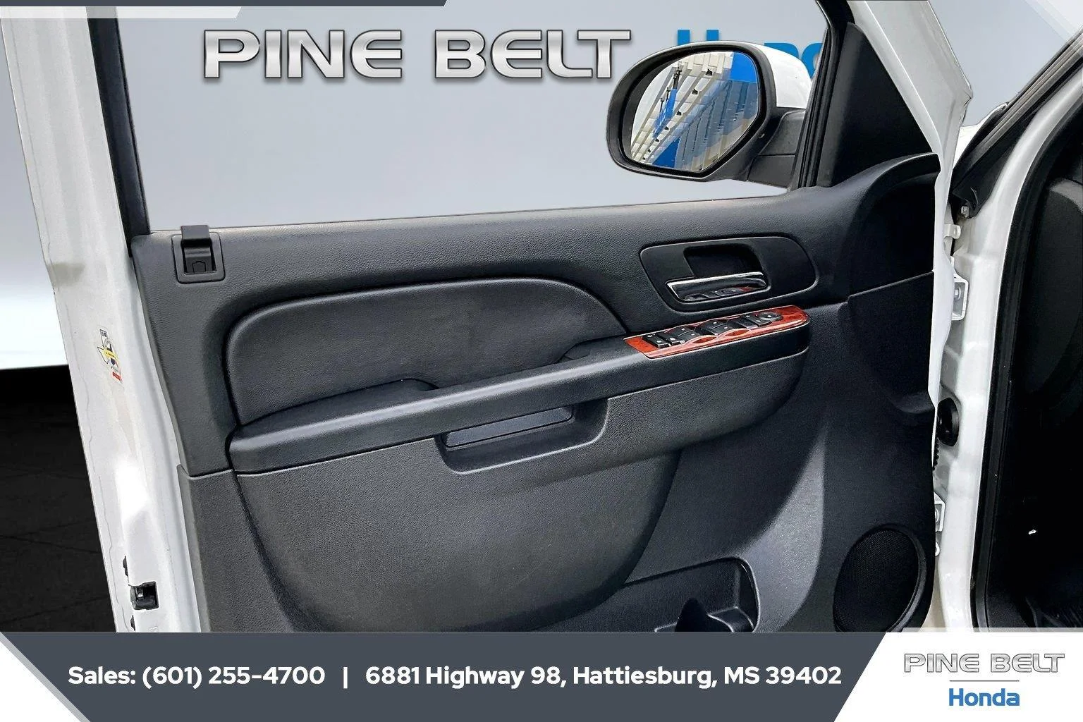 Used 2013 Summit White Chevrolet LS image 17