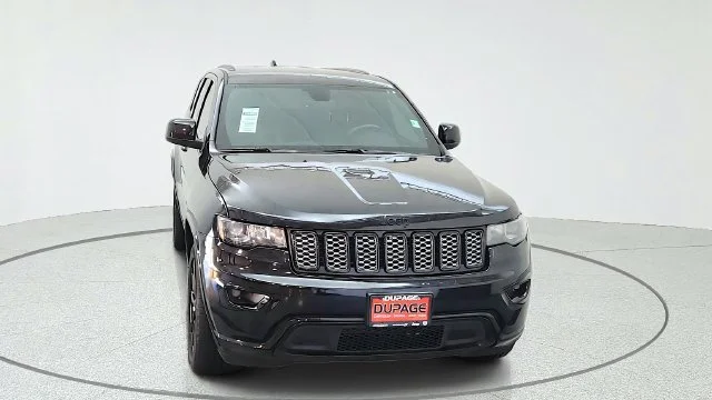 Used 2018 Jeep Grand Cherokee Altitude with VIN 1C4RJFAG9JC177858 for sale in Glendale Heights, IL