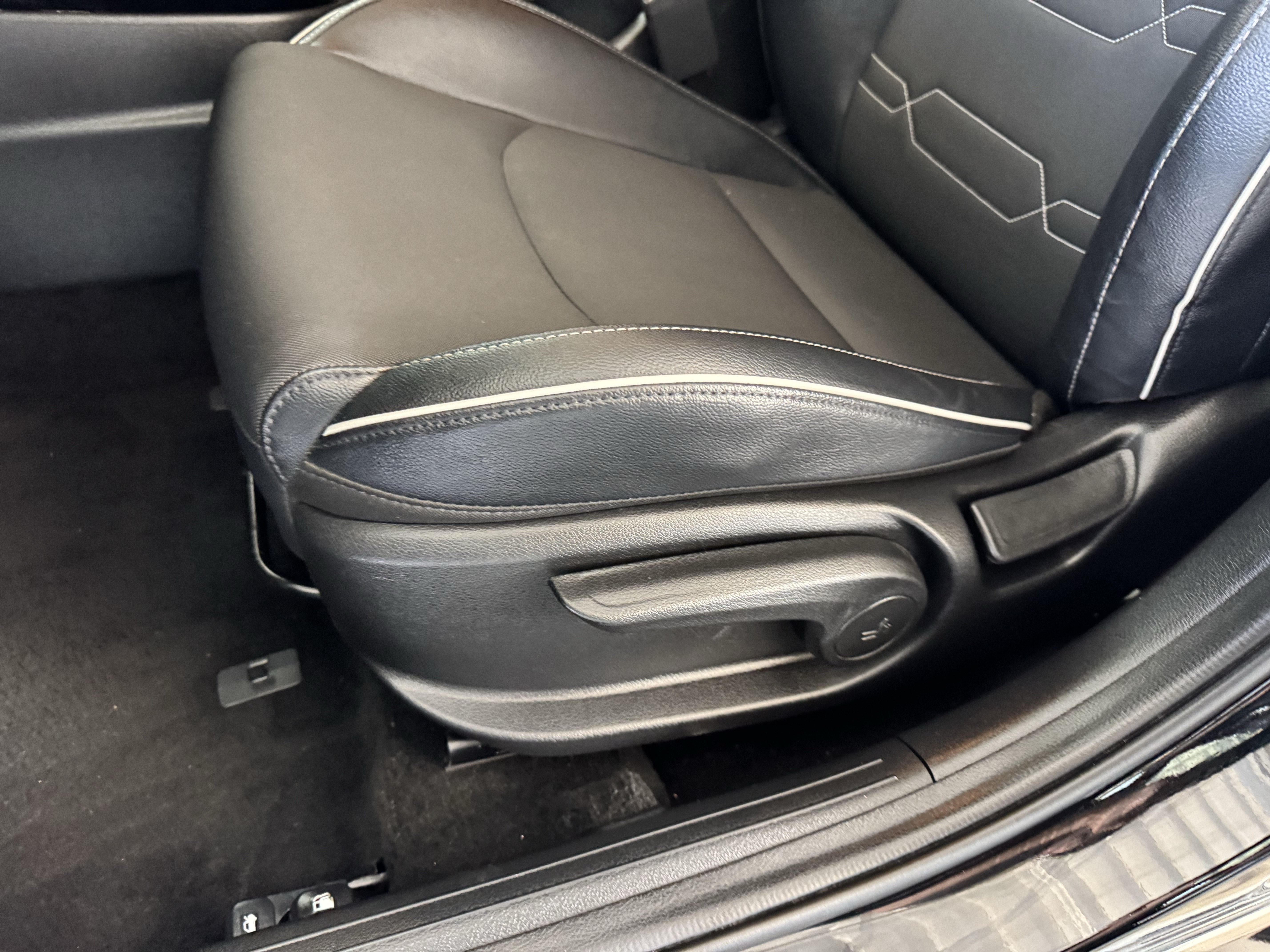 2023 Kia Forte GT-Line - Photo 14