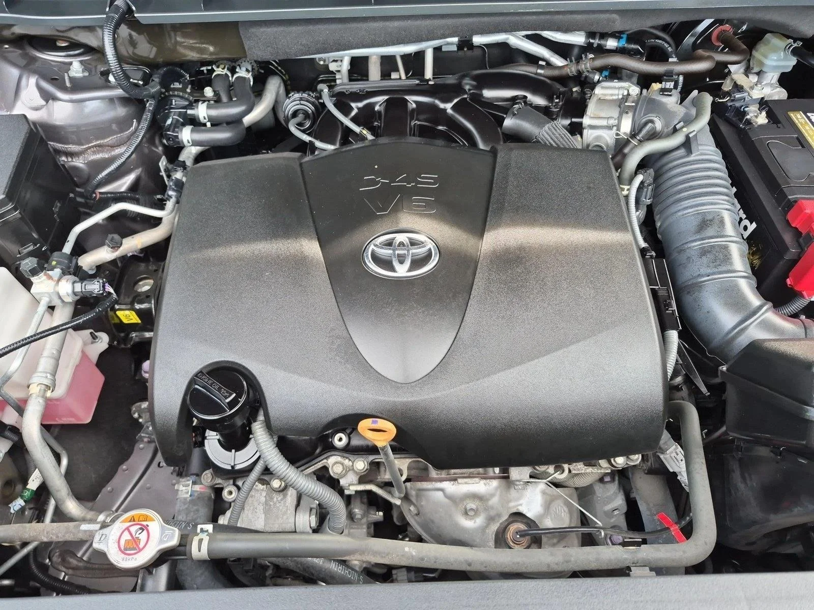 Used 2021 Magnetic Gray Metallic Toyota Platinum image 24