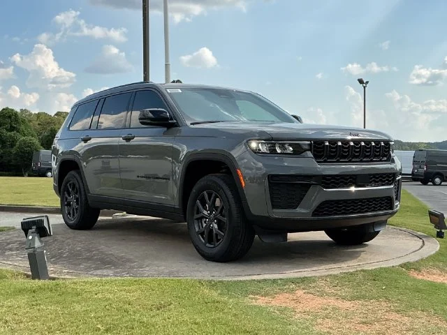 2027 Jeep Grand Cherokee L Laredo Altitude