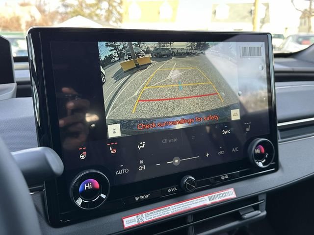 2026 Toyota bZ XLE - Photo 19