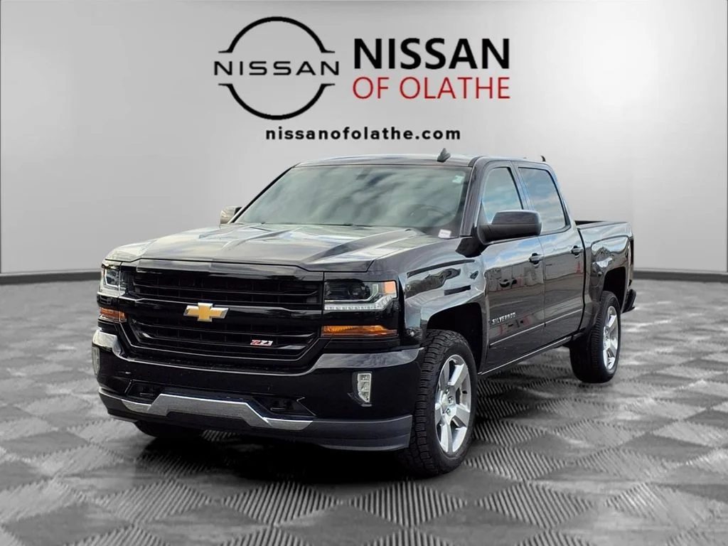 2018 Chevrolet Silverado 1500 LT 4X4 Crew Cab Standard Box's photo